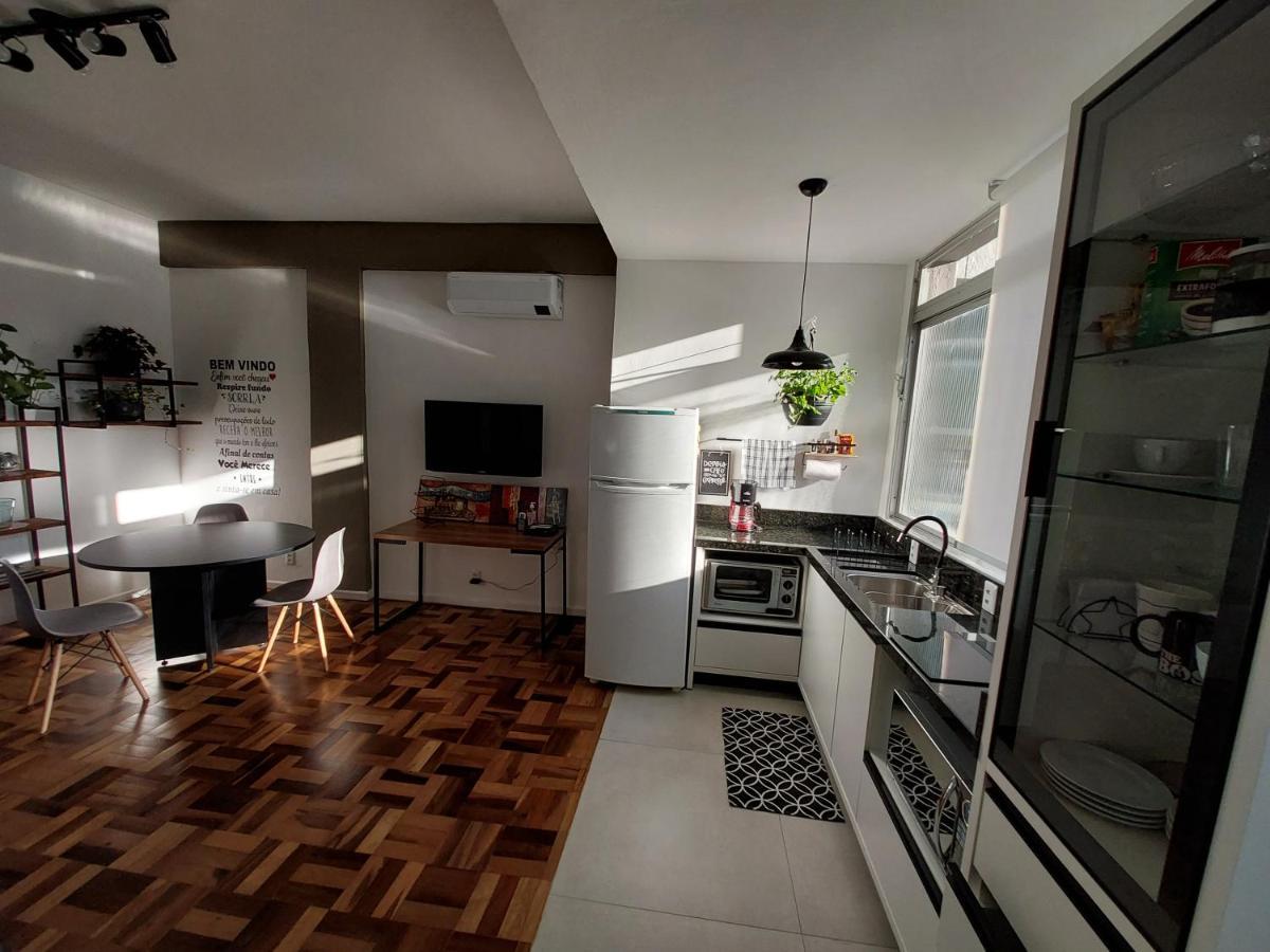 Proximo Dos Melhores Hoteis Do Centro, 2 Quartos, Portaria 24H ฟลอเรียนอโปลิส ภายนอก รูปภาพ