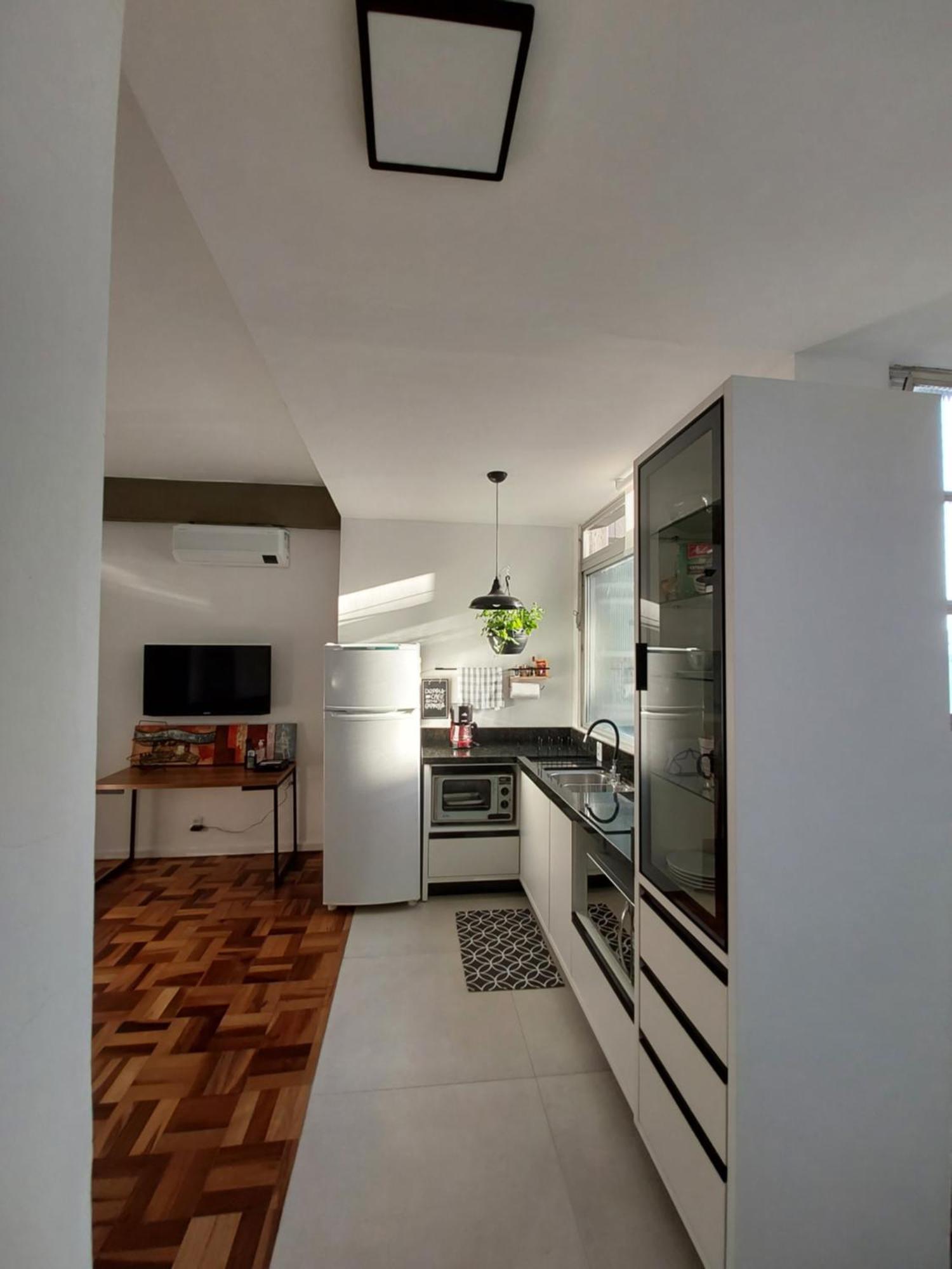 Proximo Dos Melhores Hoteis Do Centro, 2 Quartos, Portaria 24H ฟลอเรียนอโปลิส ภายนอก รูปภาพ